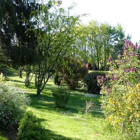Studio De Charme Abelia Guest House Saint-Crépin-et-Carlucet Екстериор снимка
