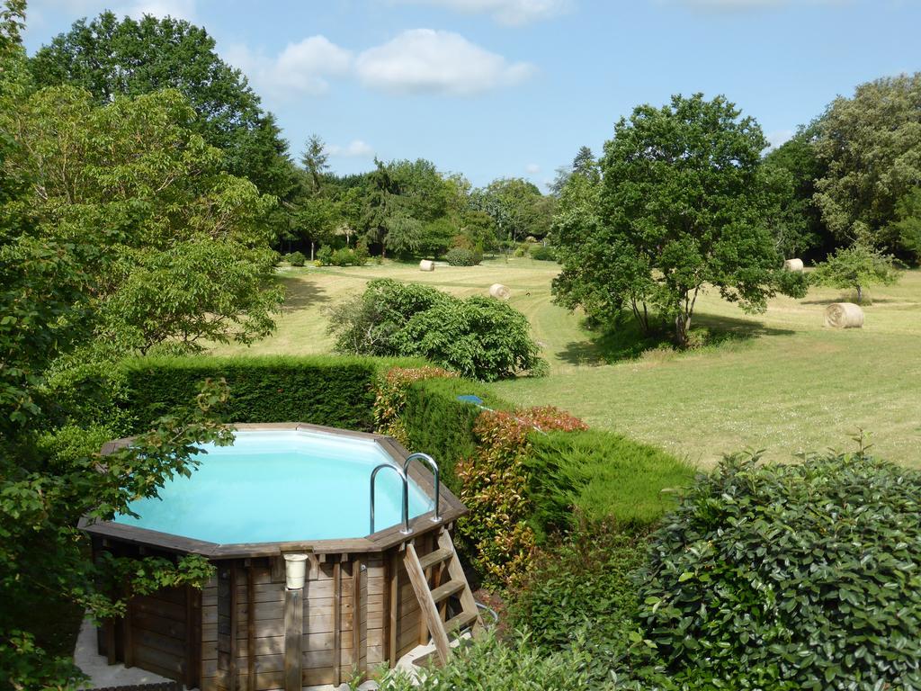 Studio De Charme Abelia Guest House Saint-Crépin-et-Carlucet Екстериор снимка